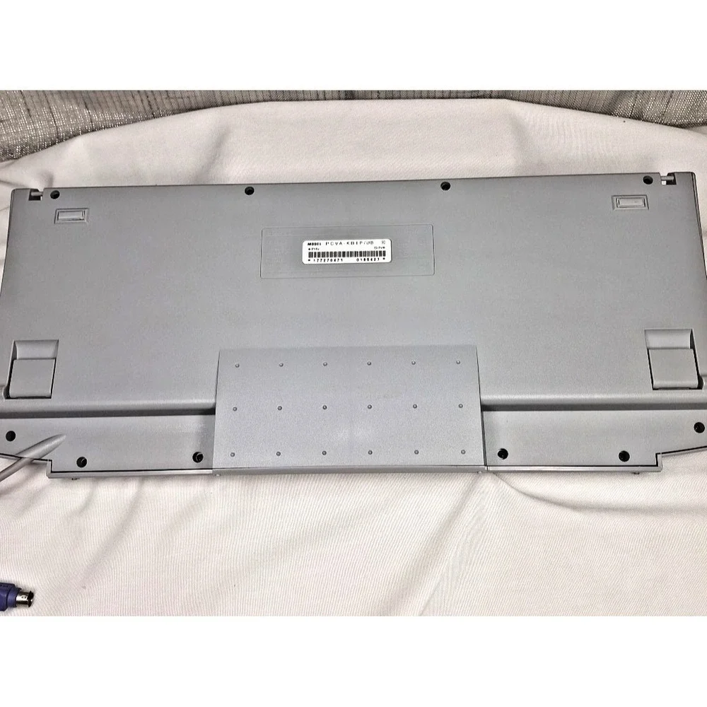Sony‎ Wired Internet Keyboard PCVA-KB1P/UB PS/2